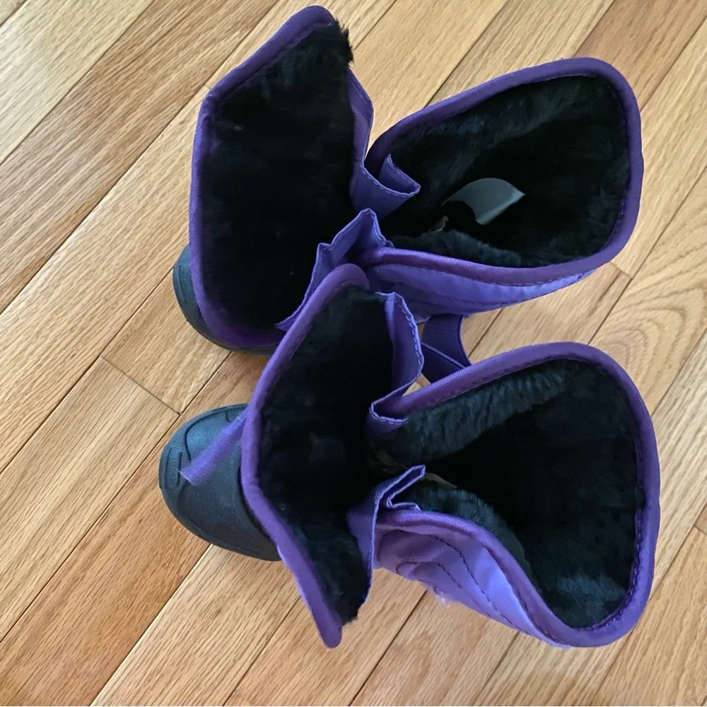 Like New 🆕 Kamik Snowbug 5 Winter ❄️ boots (Snow boots) Size 10 Toddler Purple